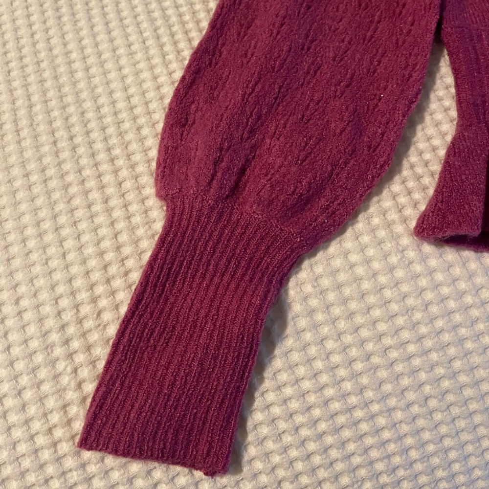 Uo Sweater - image 7